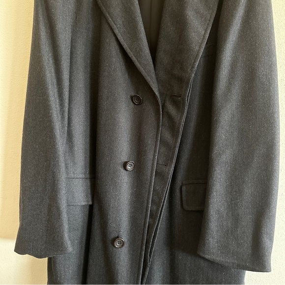 Vintage Brooks Brothers Men’s Charcoal Grey Overcoat - Picture 8 of 16